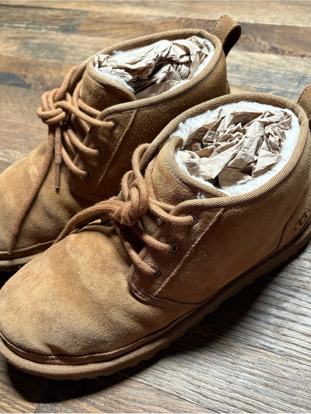 UGG Men’s Chukka Boots in Chestnut Suede